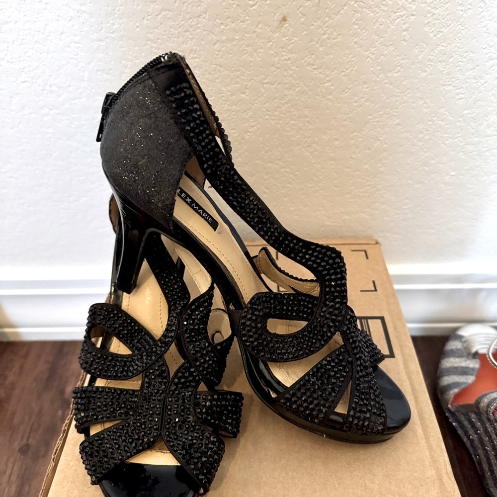 NEW Alex Marie Heels